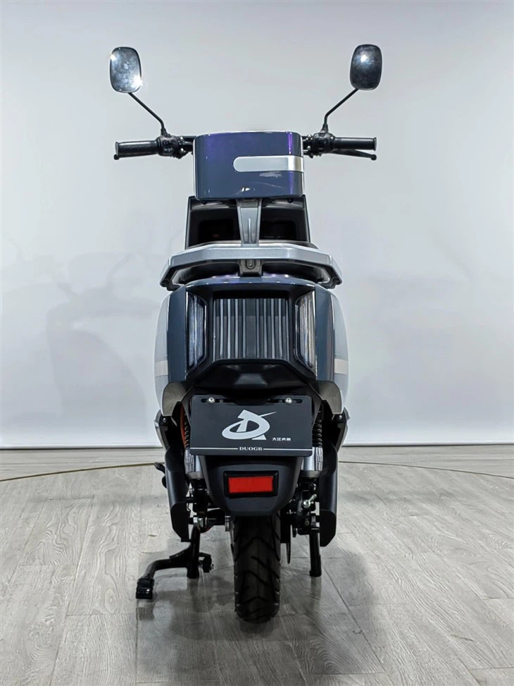 Lightweight 1500W Electric Motorcycle Lightweight 1500W Electric Motorcycle